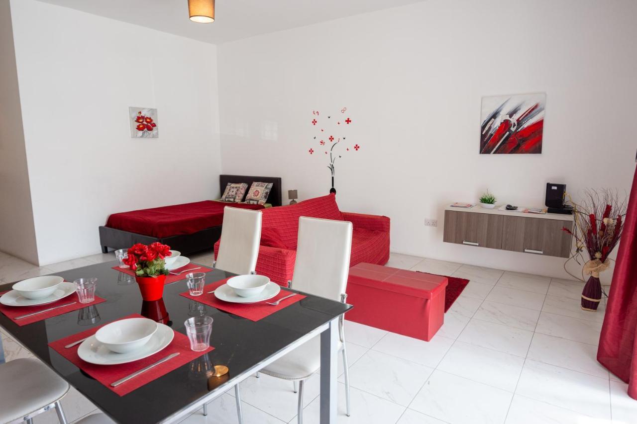 Seafront Apartment Between Valletta And Sliema Msida Exterior foto
