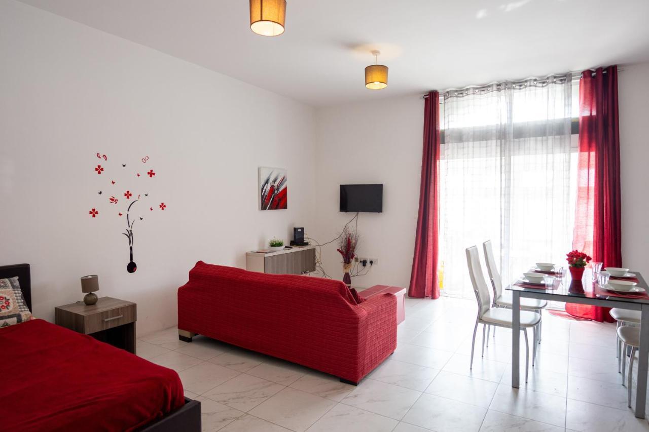Seafront Apartment Between Valletta And Sliema Msida Exterior foto